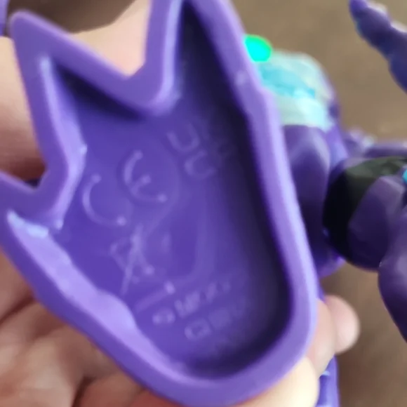 Bionic Lab Stealth Reptile Cobra Action Figure | Purple Blue Rare Toy - Picture 10 of 13